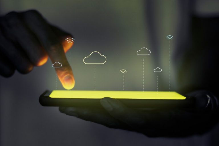 Cloud Computing untuk Desa: Solusi Manajemen Data dan Administrasi